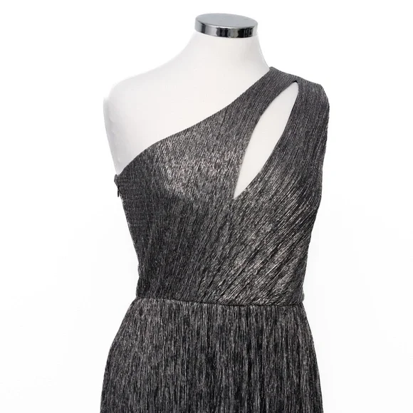 Dress The Population | Kienna Gown in Silver. New! - Picture 10 of 14